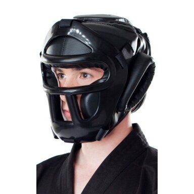 BOKSO ŠALMAS FIGHTER su grotomis, juodos spalvos